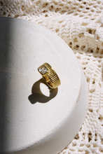 Corona Ring
