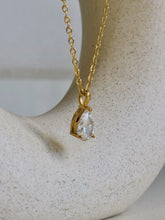 Teardrop necklace