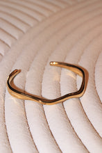 Curve Bracelet