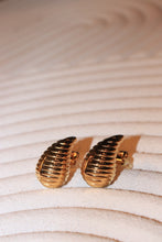 Textured drop earrings