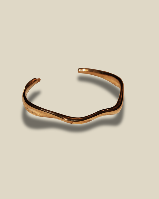 Curve Bracelet