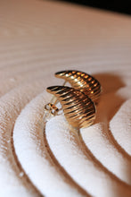 Textured drop earrings